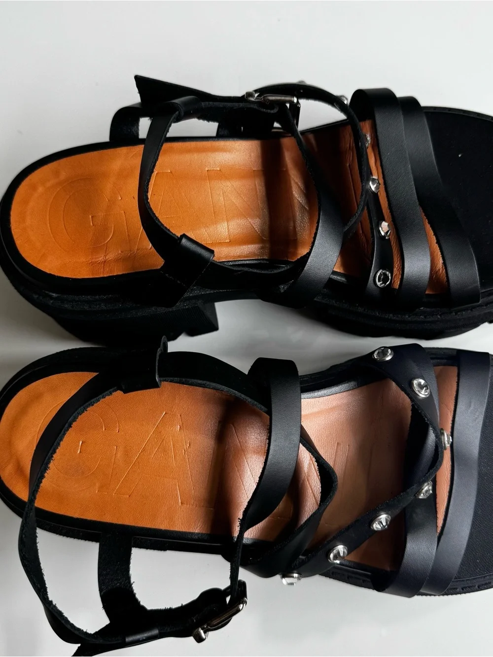 Ganni bold black